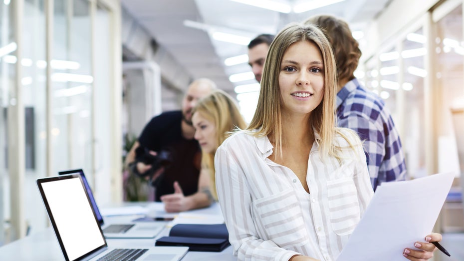 DSM 2022: 90 Prozent der befragten Startups sehen den wichtigsten Hebel zur Stärkung des Gründungsstandortes Deutschland in der Beschleunigung und Vereinfachung von Verwaltungsprozessen. (Bild: Shutterstock/Gaudilab) Lost in Verwaltung: Das sind die größten Herausforderungen für deutsche Startups