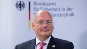 Grüne und Union fordern Klärung der Vorwürfe gegen BSI-Chef Schönbohm