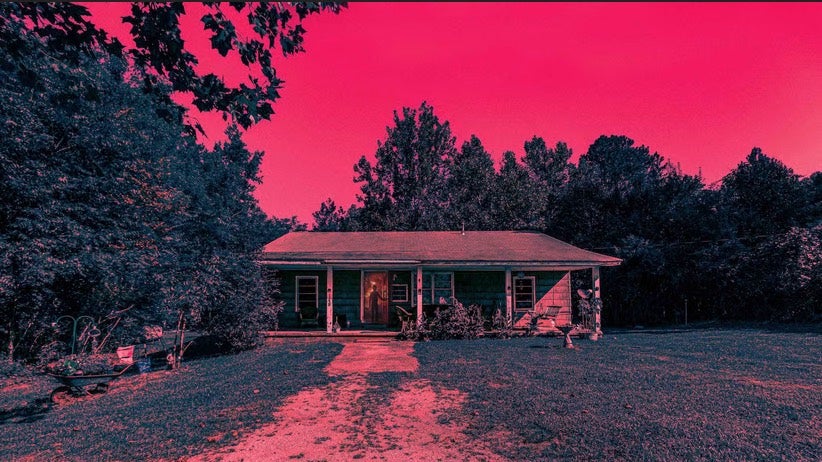 Byers-Haus aus Stranger Things soll zu Airbnb werden. (Bild: Michael Smith/EXP Realty) Stranger Things goes Halloween: Byers-Haus wird zum Grusel-Airbnb