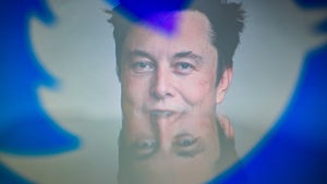 Musk droht mit „tELONphone“ und treibt Dogecoin
