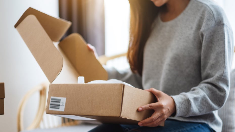Google rückt mit Shopping-Actions immer weiter ins Terrain der E‑Commerce-Anbieter. (Foto: Farknot Architect / Shutterstock.com) Europäische Preisvergleichsportale wollen Google Shopping in die Schranken weisen