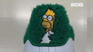 Adidas macht legendäres Meme von Homer Simpson zu Sneakern