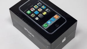 „Next Big Thing”: Original verpacktes iPhone von 2007 bringt über 39.000 Dollar