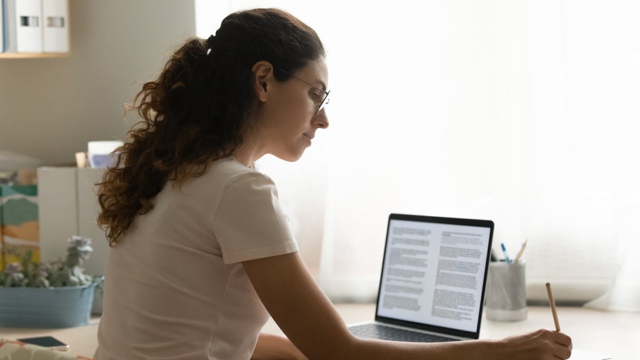 KI schreibt bessere Marketing-Texte als Menschen KI schreibt bessere Marketing-Texte als Menschen