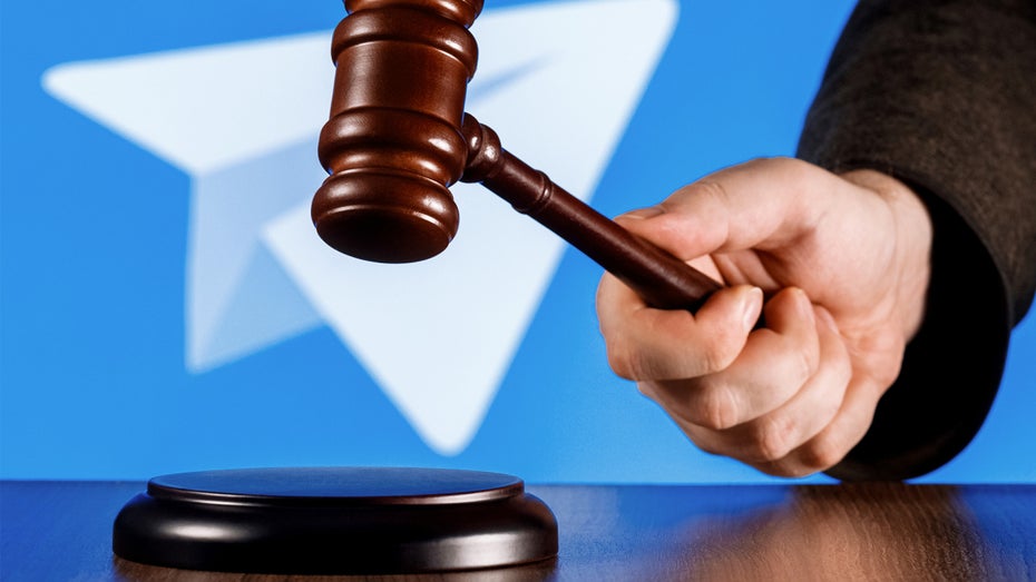 Die Strafe besteht aus zwei Bußgeldbescheiden. (Foto: Shutterstock / Sergei Elagin) Keine Meldewege für strafbare Inhalte: Telegram muss 5,1 Millionen Euro Strafe zahlen