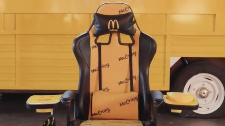 Mit integriertem Pommes-Halter: McDonald’s zeigt fettabweisenden Gaming-Stuhl