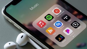 Musikstreaming: Youtube und Amazon attackieren Spotify und Apple