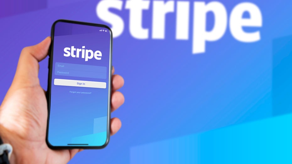 Stripe: Der nächste Tech-Riese greift zum Rotstift. (Bild: Shutterstock / rarrarorro) Bei Stripe müssen mehr als 1.100 Mitarbeitende gehen