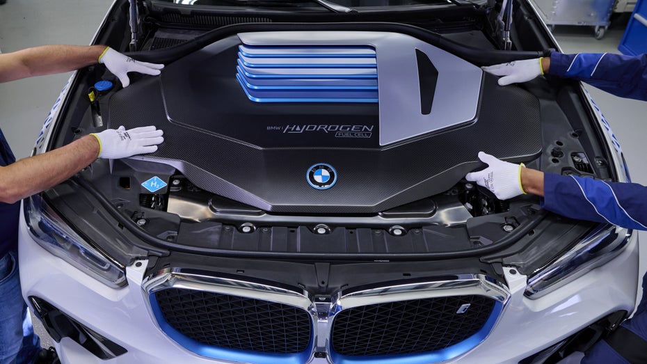 iX5 Hydrogen: BMWs Wasserstoffauto geht in Kleinserie iX5 Hydrogen: BMWs Wasserstoffauto geht in Kleinserie