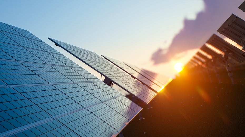 Droht Europa ein Rückschlag bei der Ansiedlung der Solarindustrie? (Foto: Shutterstock/Pixelci) Europa Solarindustrie Förderung