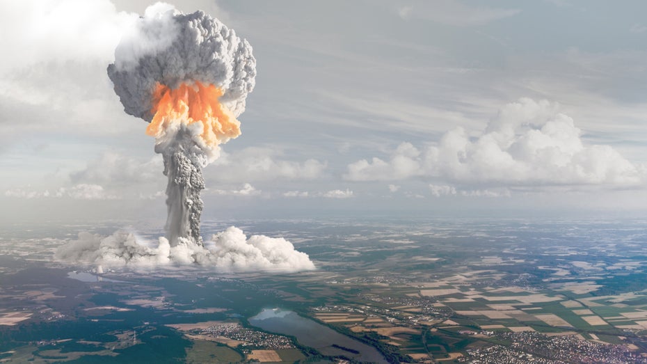 Experten:innen sehen das Risiko eines Atomkrieges so hoch wie im Kalten Krieg.(Grafik: KREML/ Shutterstock.com) Doomsday Clock: Nur noch 90 Sekunden bis zum Weltuntergang