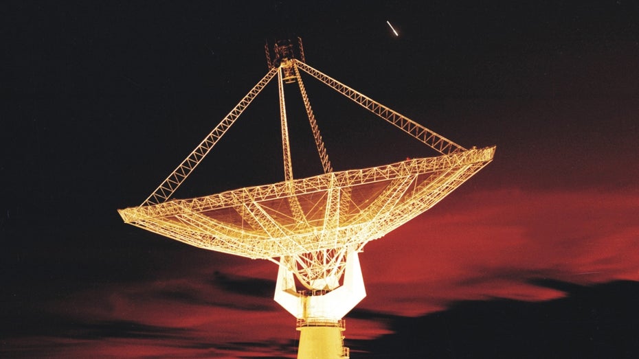 Eine der Schüsseln des Giant-Metrewave-Radio-Teleskops in Indien. (Foto: National Centre for Radio Astrophysics) Giant-Metrewave-Radio-Teleskops