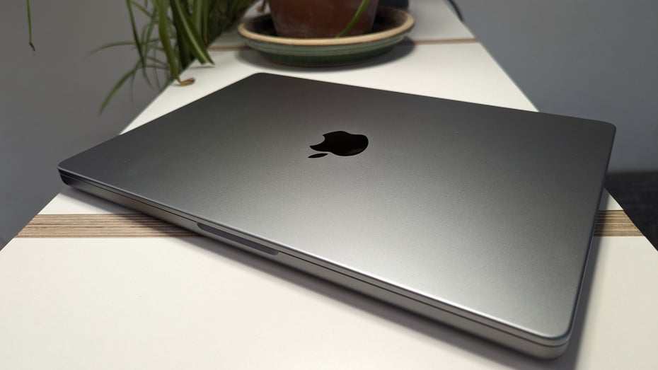Apples T2-Sicherheitschip in Macbooks: Das Problem sitzt vor dem Rechner