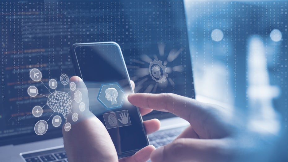 (Foto: Shutterstock/TippaPatt) KI ist nur so gut wie die Datenquellen und das Briefing