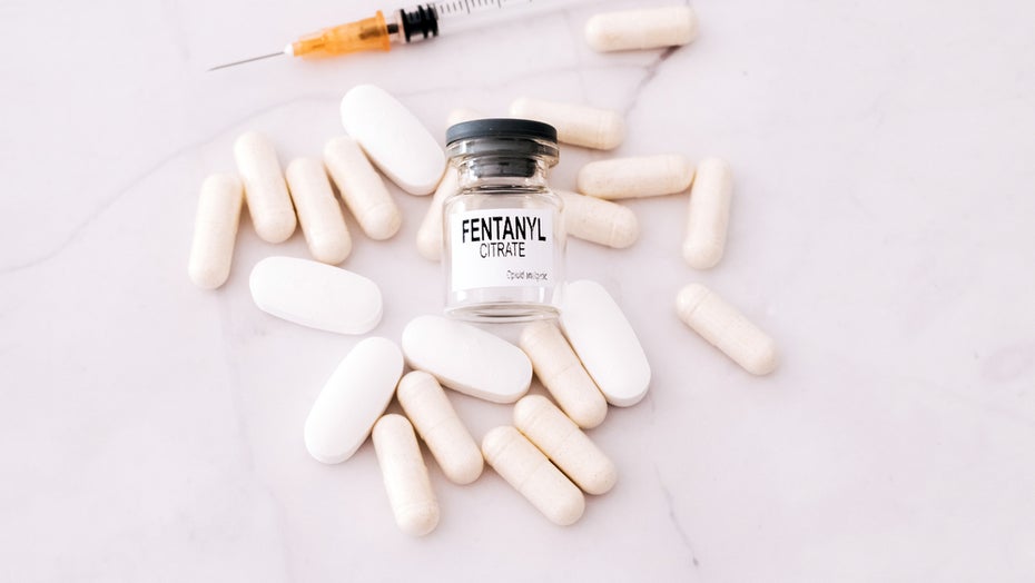 Fentanyl zählt zu den Opioiden und ist bis zu 100-mal stärker als andere Schmerzmittel. (Bild: Joaquin Corbalan P/Shutterstock)