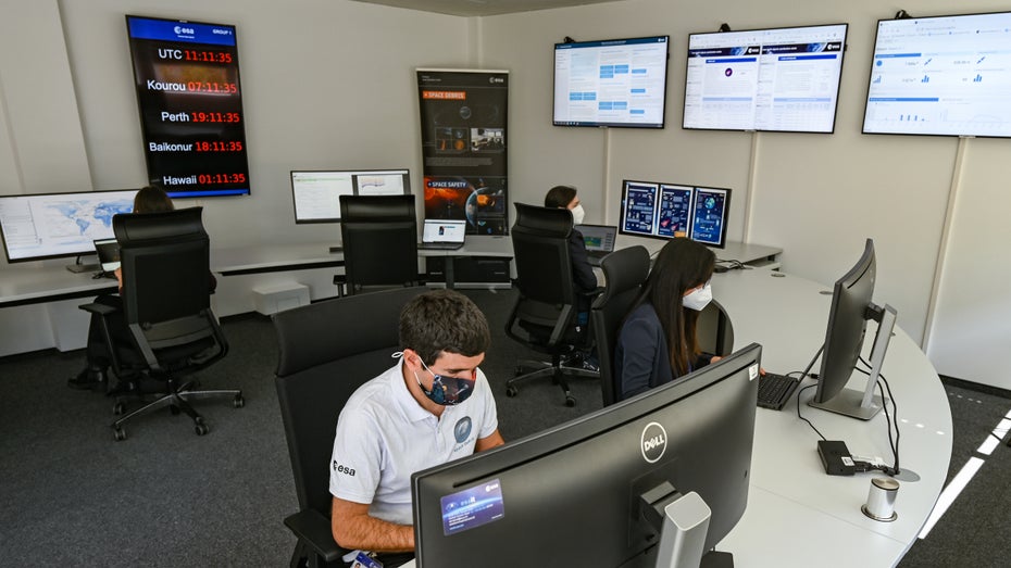 Das ESA-Zentrum für Weltraumsicherheit in Darmstadt. (Foto: dpa) Flug zu Jupiter-Monden: Esa öffnet Missionskontrolle für Influencer