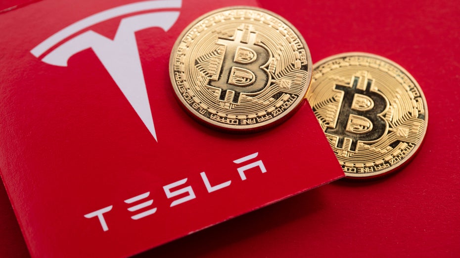 Tesla leidet unter Kryptowinter: 140 Millionen Dollar Bitcoin-Verlust Tesla leidet unter Kryptowinter: 140 Millionen Dollar Bitcoin-Verlust