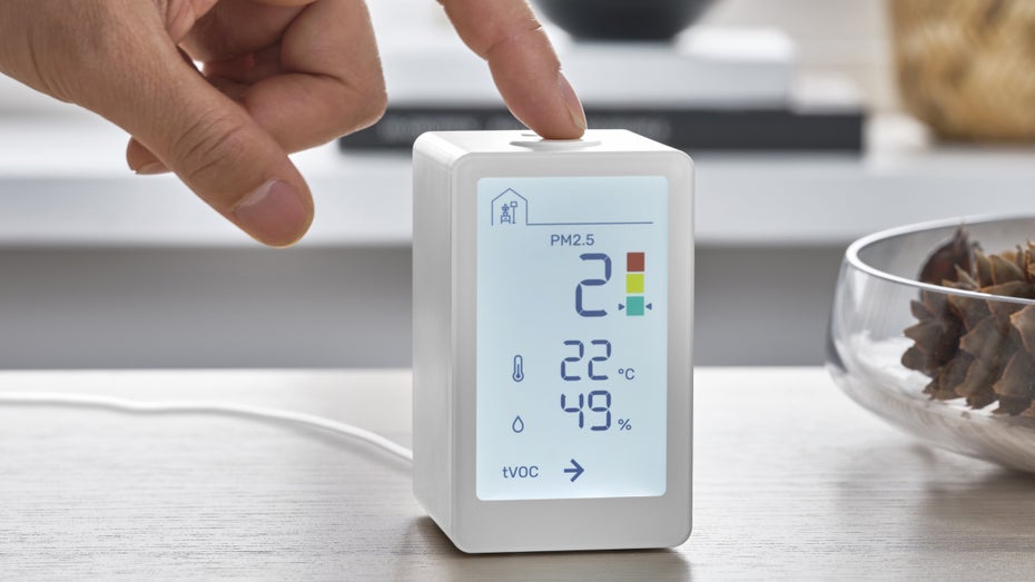 Ikeas neuer Luftqualitätssensor Vindstyrka unterstützt Matter-Standard. (Bild: Ikea) Ikea: Neuer Luftqualitätssensor Vindstyrka als smarter Helfer für saubere Luft