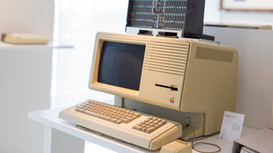 Riesen-Auktion: 500 alte Apple-Computer werden versteigert Riesen-Auktion: 500 alte Apple-Computer werden versteigert