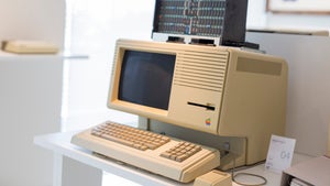 Riesen-Auktion: 500 alte Apple-Computer werden versteigert