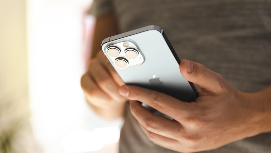 Gibt es bei Apple bald ein iPhone Ultra? (Bild: guteksk7/Shutterstock)