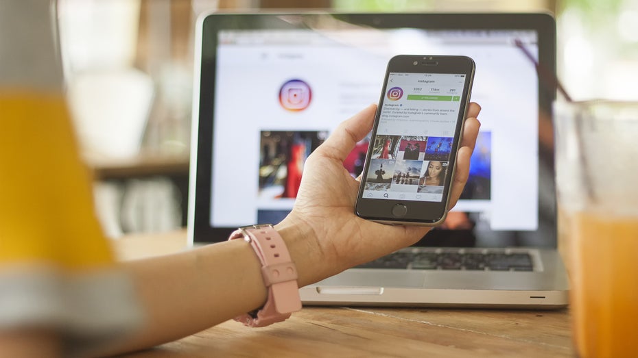 Wer seine Reichweite auf Instagram erhöhen will, braucht vor allem eins: Durchhaltevermögen. (Foto: Issarapong Suya/ shutterstock.com) Instagram-Reichweite erhöhen: 10 Tipps für mehr Sichtbarkeit