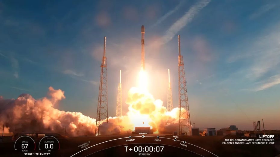 Premiere: SpaceX bringt Starlink-Satelliten der zweiten Generation ins All