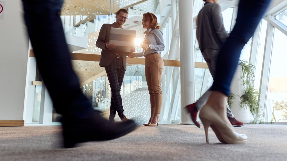 Duzen oder Siezen? #gerneperdu macht dir die Entscheidung im Büro einfach