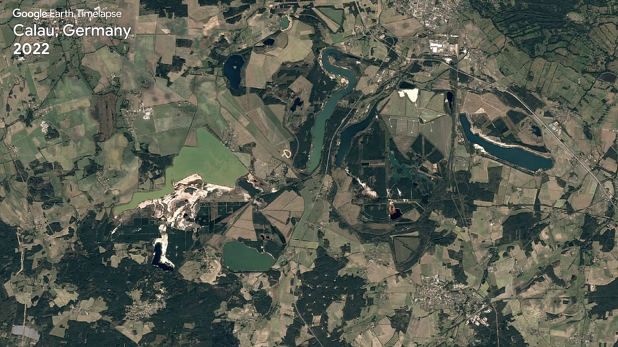 Google Earth Zeitraffer: So sehr hat sich dein Heimatort in 40 Jahren gewandelt