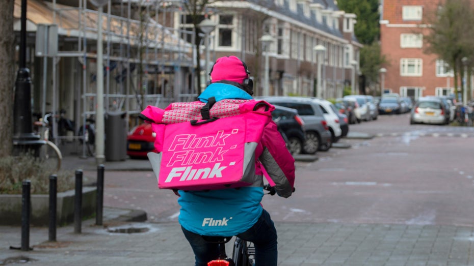 Bei Flink arbeiten nun weniger Menschen. (Foto: Shutterstock / Dutchmen Photography) Flink schrumpft um 40 Prozent: 8.000 Mitarbeiter:innen verlieren ihren Job