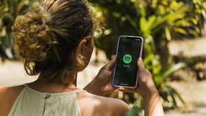 Bei Spotify sollen Video-Podcasts bald neuer Standard werden