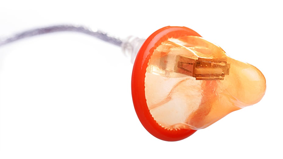 Smartphone aufladen: FBI empfiehlt USB-Kondom für öffentliche Ladeterminals