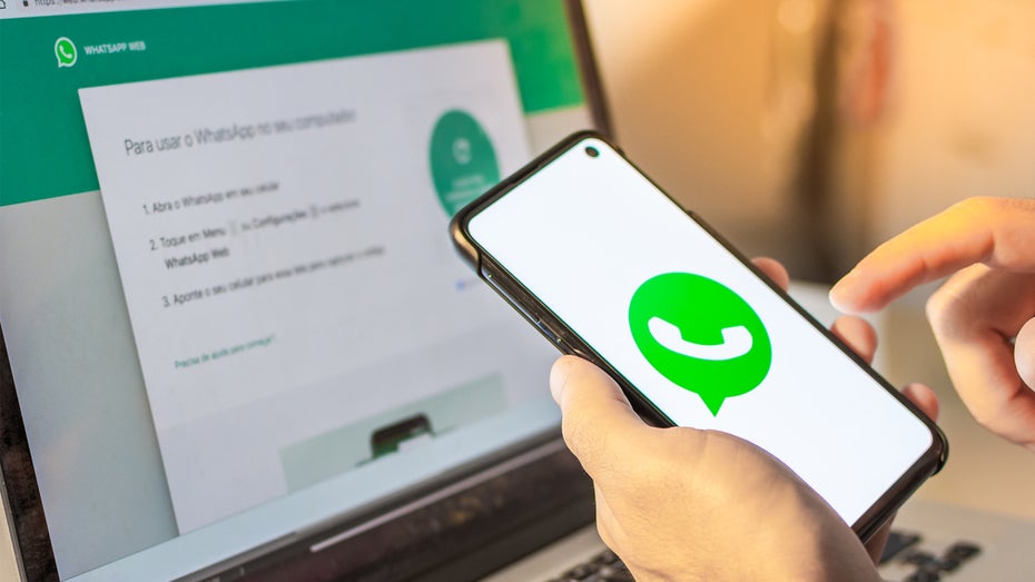Whatsapp Web bald mit neuem Feature. (Foto: Shutterstock/Antonio Salaverry) Whatsapp Web