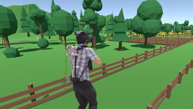 Optisch macht der Gaming-Rucksack noch nicht ganz so viel her. (Screenshot: Youtube) Neue VR-Technologie: Rucksack simuliert Sprünge für intensiveres Gaming-Erlebnis