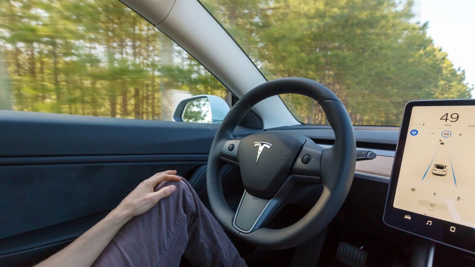 Tesla Full-Self-Driving