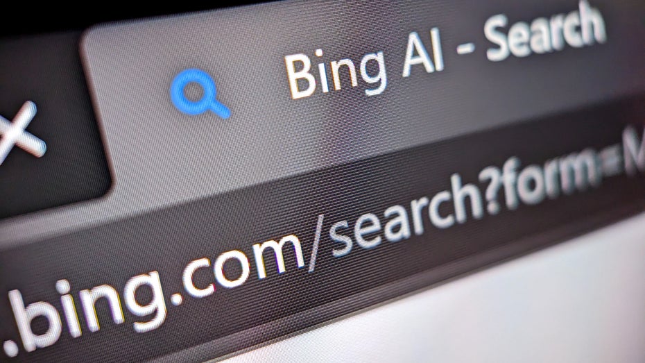 Jetzt für alle und ohne Wartezeiten zugänglich: Microsofts Bing AI. (Symbolbild: Ryan DeBerardinis/Shutterstock) Microsoft öffnet Bing AI für alle und zwingt Nutzer zu Edge
