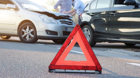 Verkehrsforscher erklären: Wie vordere Bremslichter an Autos zahlreiche Unfälle verhindern könnten
