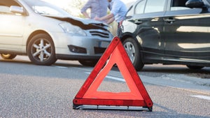 Verkehrsforscher erklären: Wie vordere Bremslichter an Autos zahlreiche Unfälle verhindern könnten