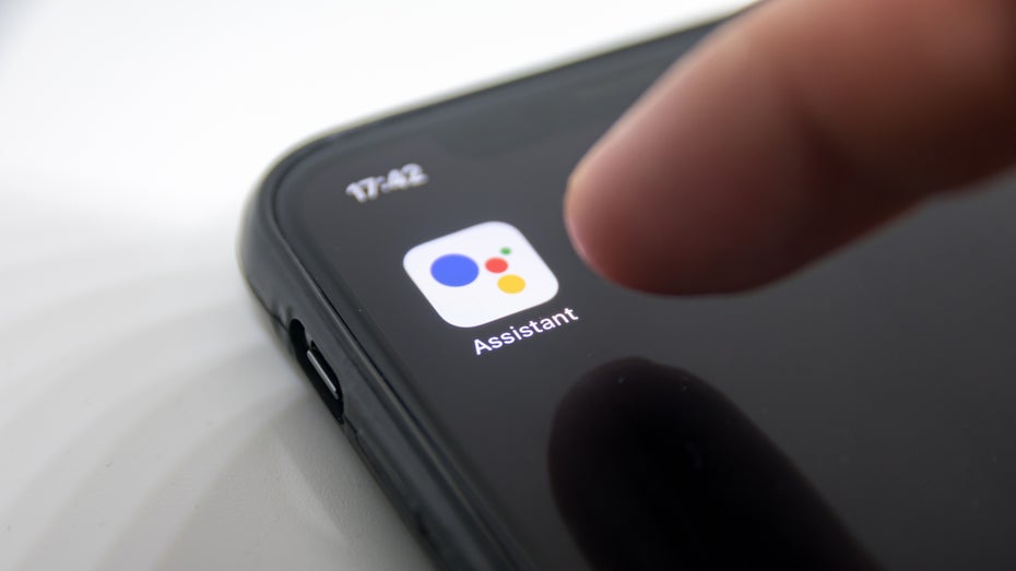 Viele Deutsche kommen noch ohne KI-Unterstützung aus. (Foto: Camilo Concha / Shutterstock) Die Mehrheit der Deutschen hat KI-Chatbots noch nicht ausprobiert