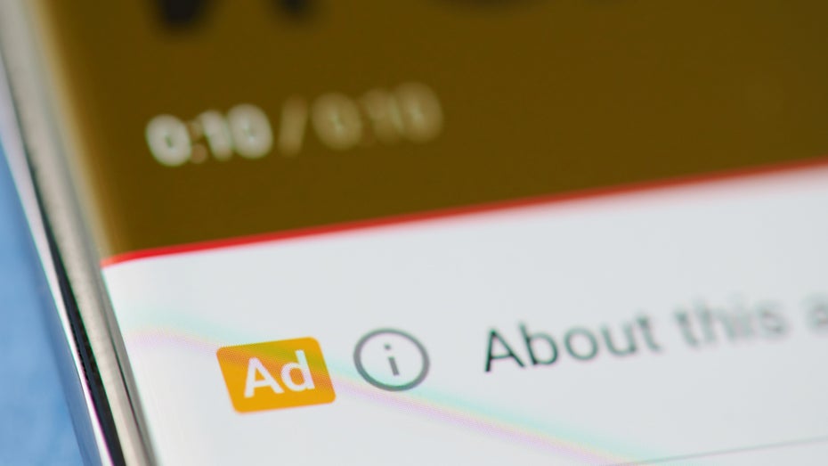 Youtube-Ads kosten Unternehmen viel Geld. (Foto: PixieMe / Shutterstock) Google in der Kritik: 80 Prozent der Videoanzeigen auf Youtube verletzen wohl Nutzungsbedingungen