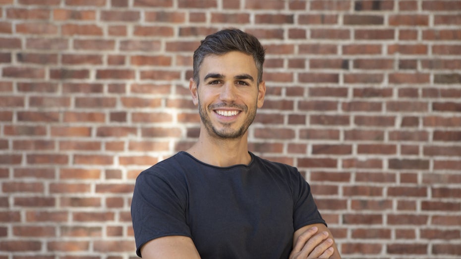 „Co-Gründer eines Startups zu sein, bringt lange Arbeitstage mit sich“ – Ivan Cossu von Deskbird