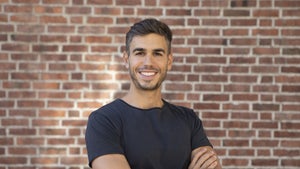 „Co-Gründer eines Startups zu sein, bringt lange Arbeitstage mit sich” – Ivan Cossu von Deskbird