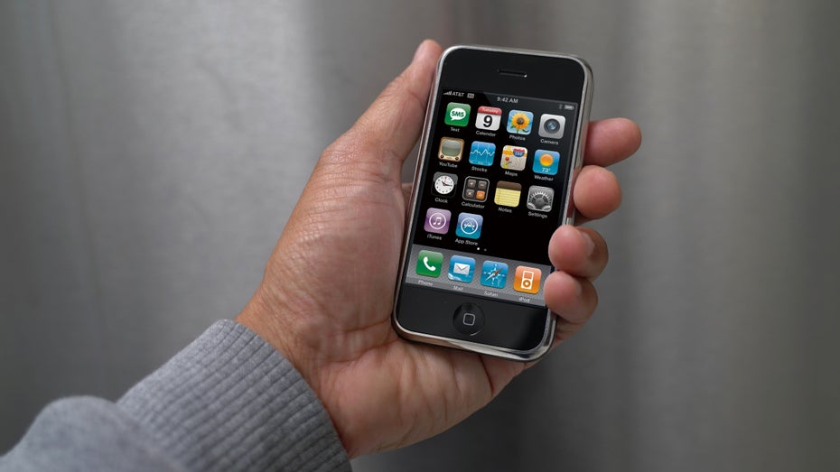 Das erste iPhone kam 2007 auf den Markt. (Foto: marleyPug / Shutterstock) Rarität aus 1. Generation: Original-iPhone für Rekordsumme von 190.000 Dollar versteigert