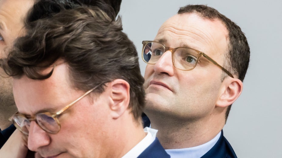 Sicherheitslücke in Schufa-App: Mieterauskunft von Jens Spahn landet im Netz Sicherheitslücke in Schufa-App: Mieterauskunft von Jens Spahn landet im Netz
