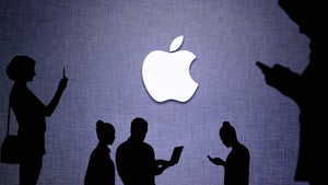 Apple: Ein neuer Chatbot und ein Paar alte Treter