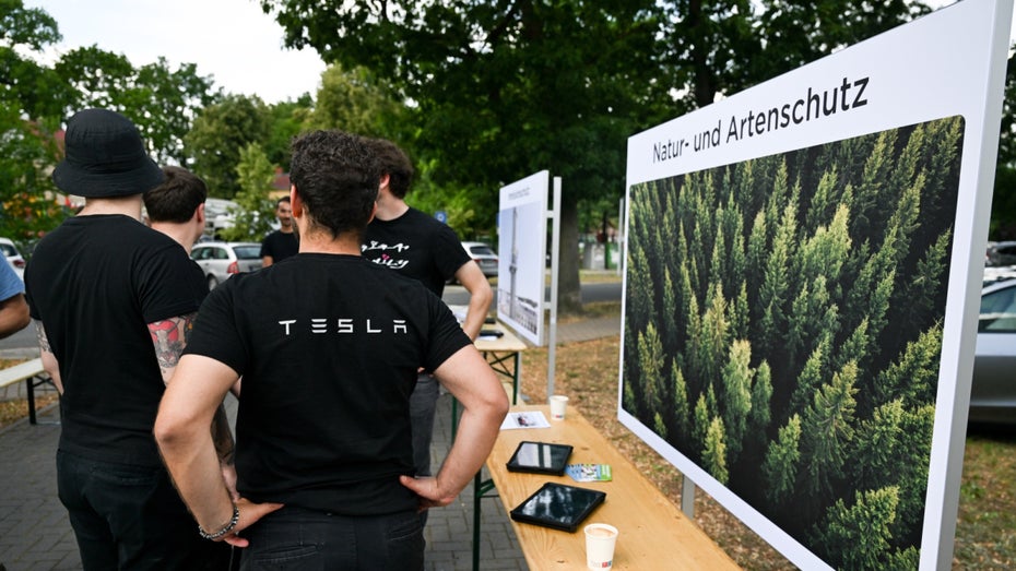 Ausbau der Tesla-Fabrik in Grünheide: Folgen für das Grundwasser befürchtet