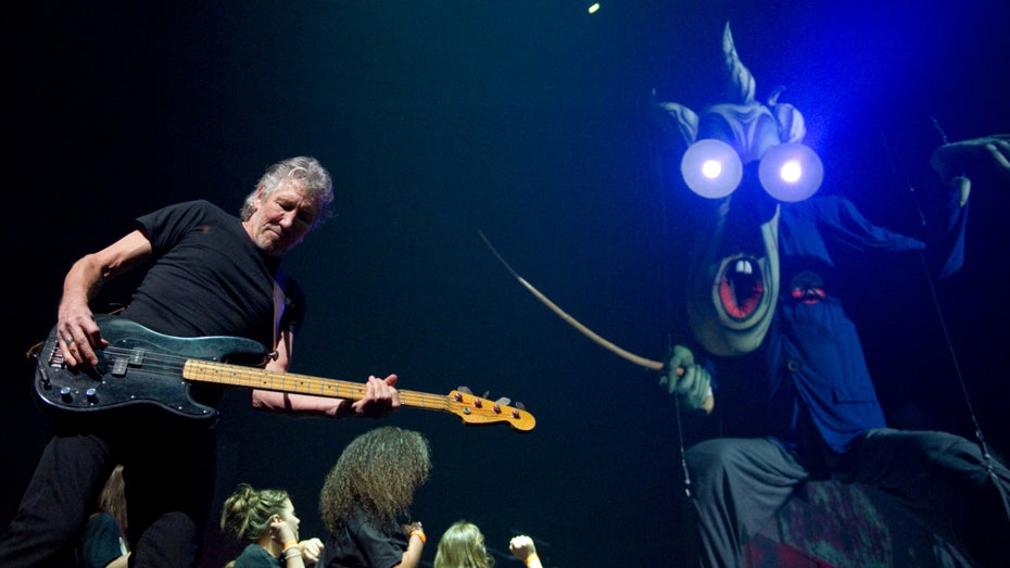 Pink Floyd auf der Bühne mit unverkennbarem Sound. Bild: picture alliance / dpa | Uwe Anspach Wissenschaftler rekonstruieren Pink-Floyd-Song mithilfe von Gehirnwellen