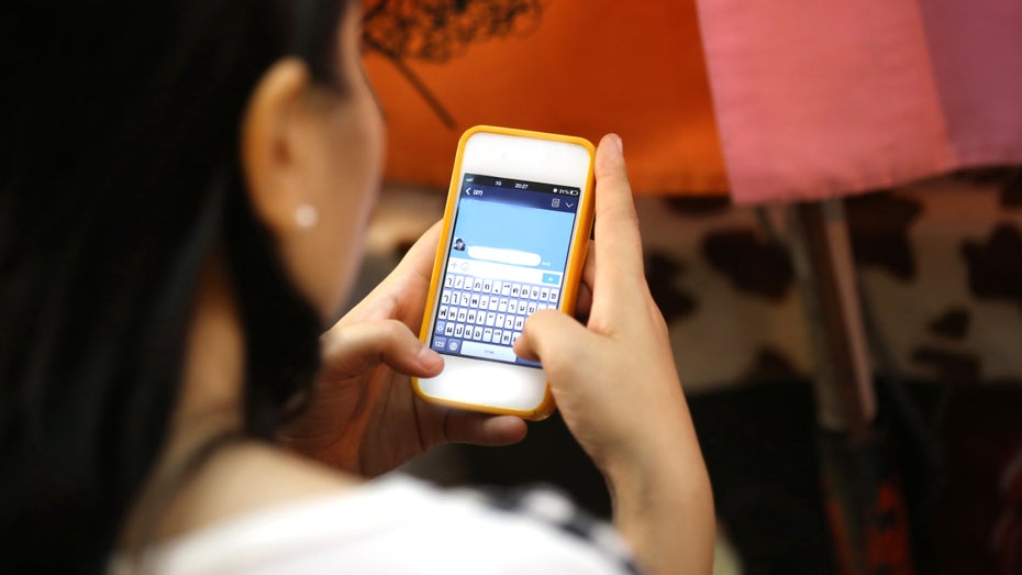 In China soll die Bildschirmzeit für Kinder beschränkt werden. (Foto: aodaodaodaod / Shutterstock) Striktes Smartphone-Limit für Kinder in China: So kurz soll die Bildschirmzeit ausfallen