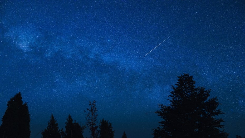 Nachthimmel über Deutschland zeigte ein mysteriöses Phänomen. (Bild: AstroStar/Shutterstock) Nachthimmel