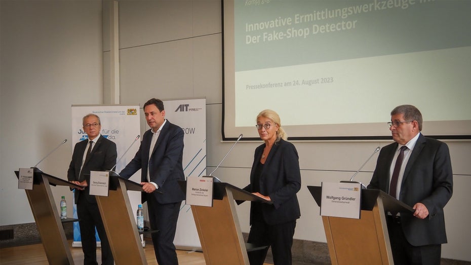 Eisenreich stellt den Fake-Shop-Detektor vor. (Foto: Bayerisches Staatsministerium der Justiz) Bayerns Justizminister will Fake-Shops mit KI aufspüren